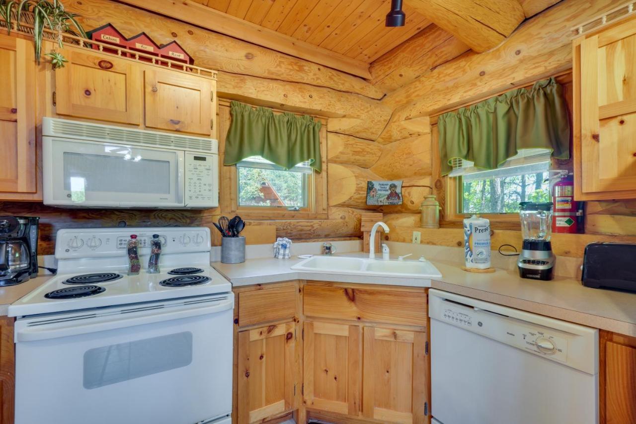 Smoky Mountain Vacation Rental Cabin With Hot Tub! Гетлинбург Екстериор снимка